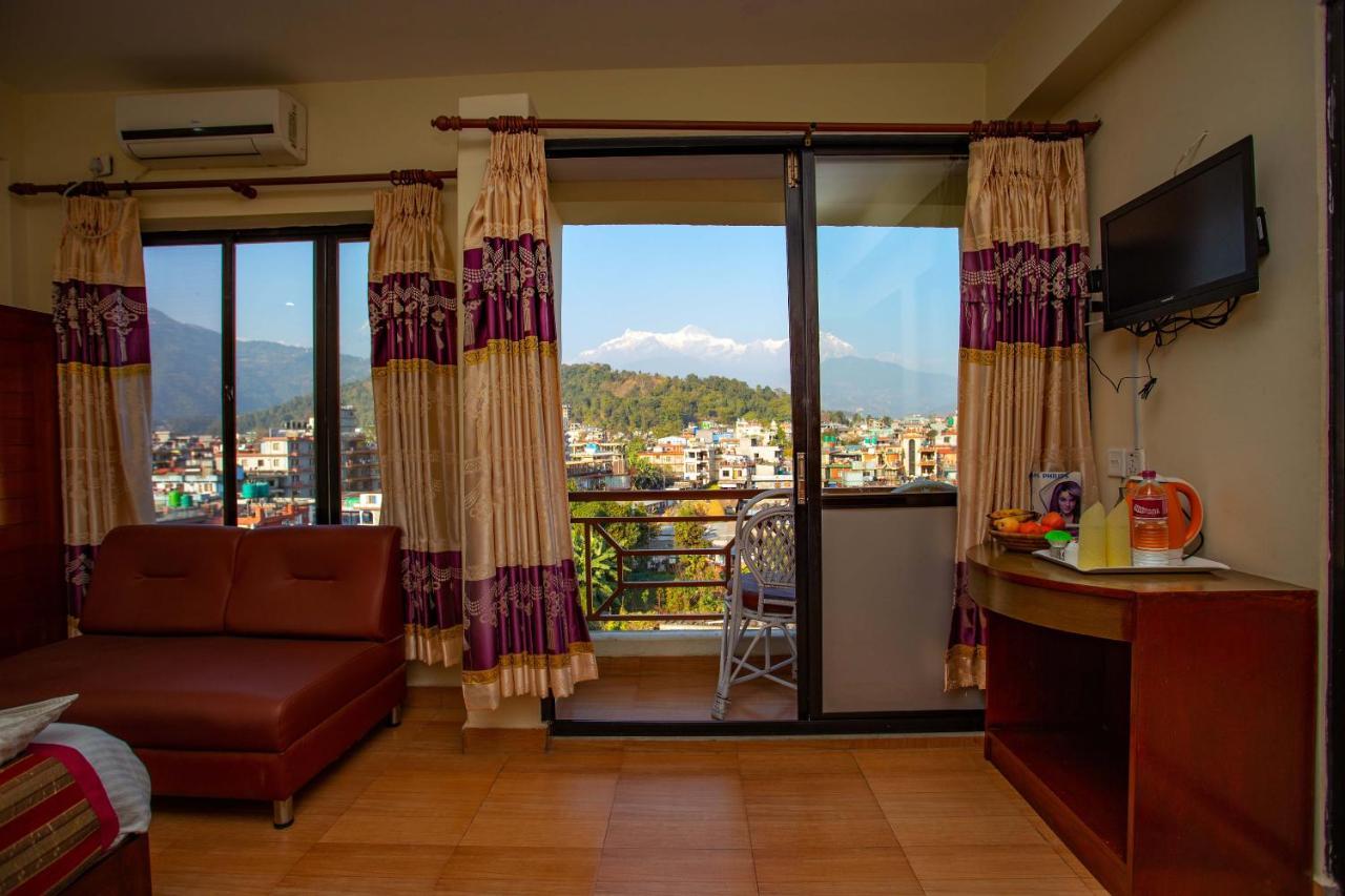 Hotel Orchid Покхара Екстер'єр фото