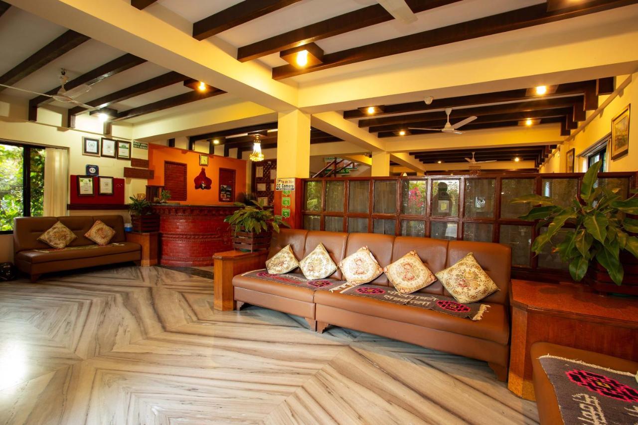 Hotel Orchid Покхара Екстер'єр фото
