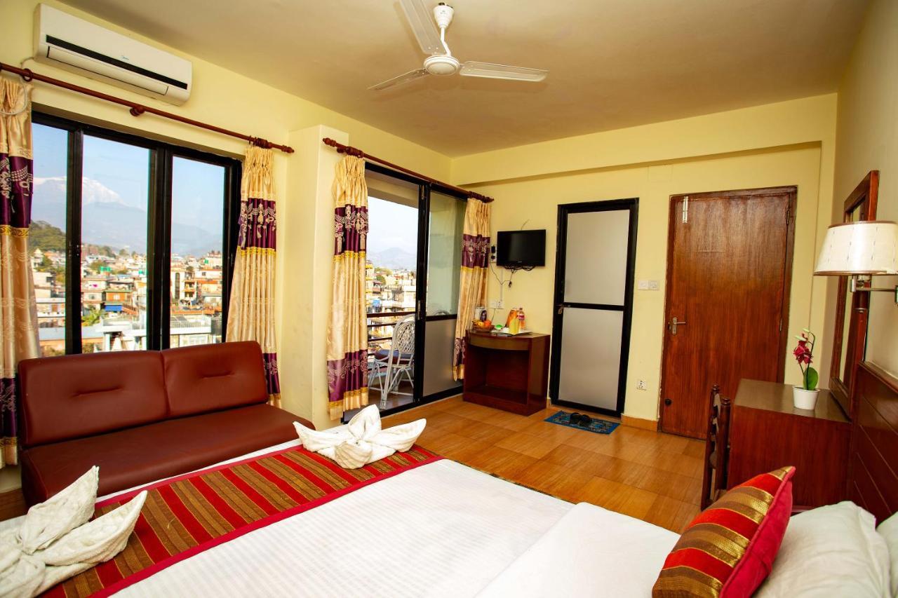 Hotel Orchid Покхара Екстер'єр фото